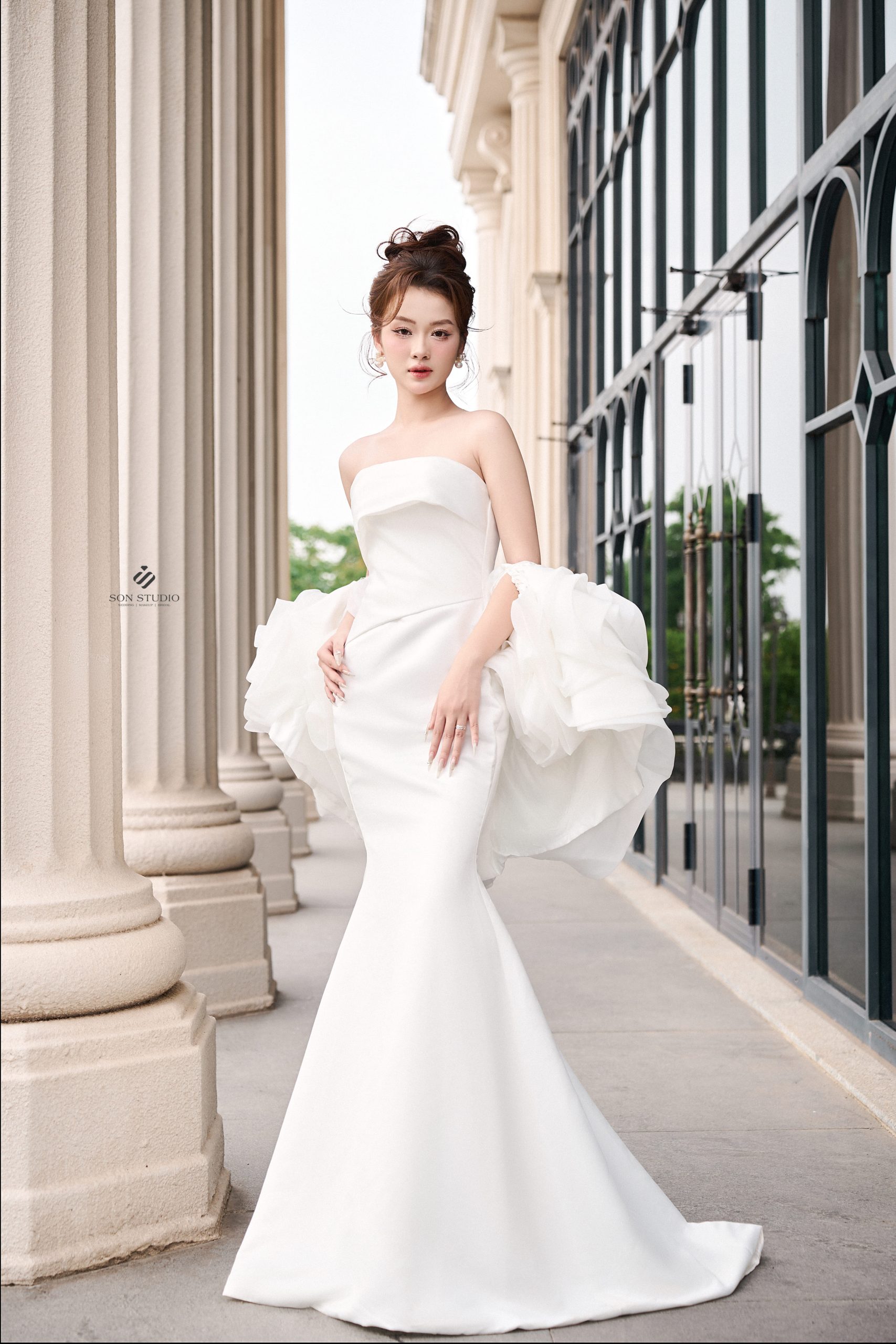 giá váy cưới