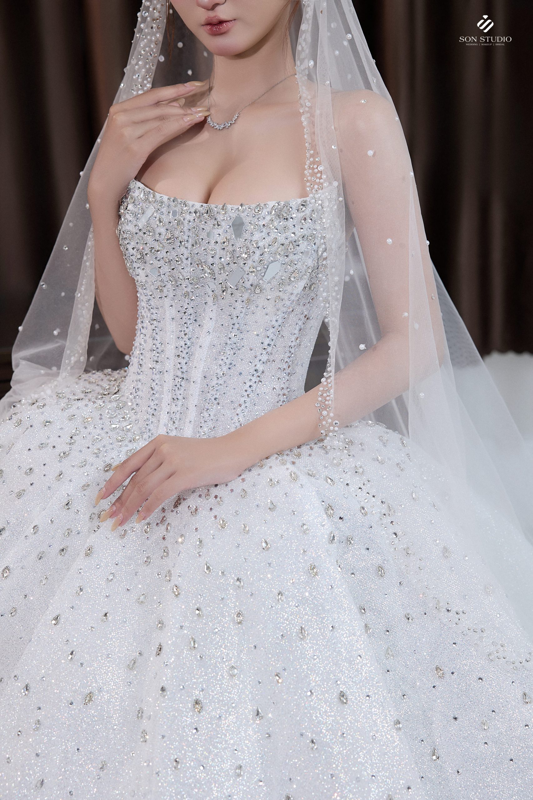 may váy cưới