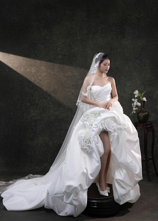váy cưới cho cô dâu thấp tròn váy cưới cho cô dâu thấp tròn