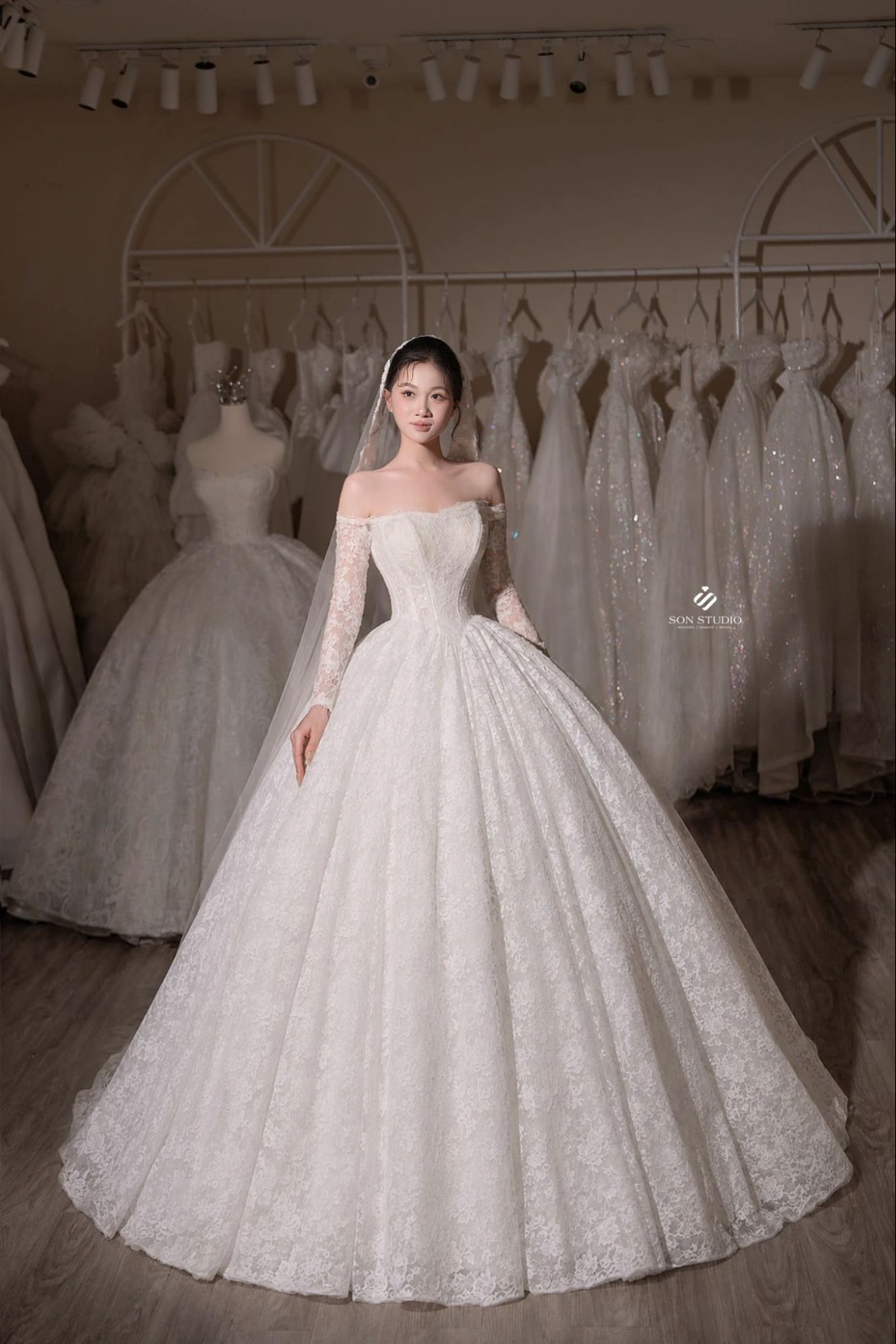 mẫu váy cưới cho cô dâu bắp tay to mẫu váy cưới cho cô dâu bắp tay to